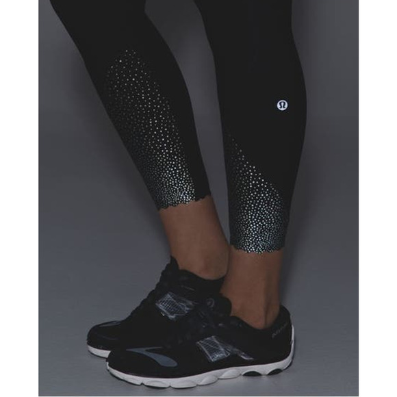Lululemon Tight Stuff Tight II Black Size 4 Reflective Full On Luxtreme - Picture 9 of 10